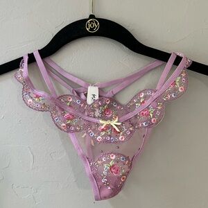 NEW FOR LOVE & LEMONS FLORAL LACE THONG XXS